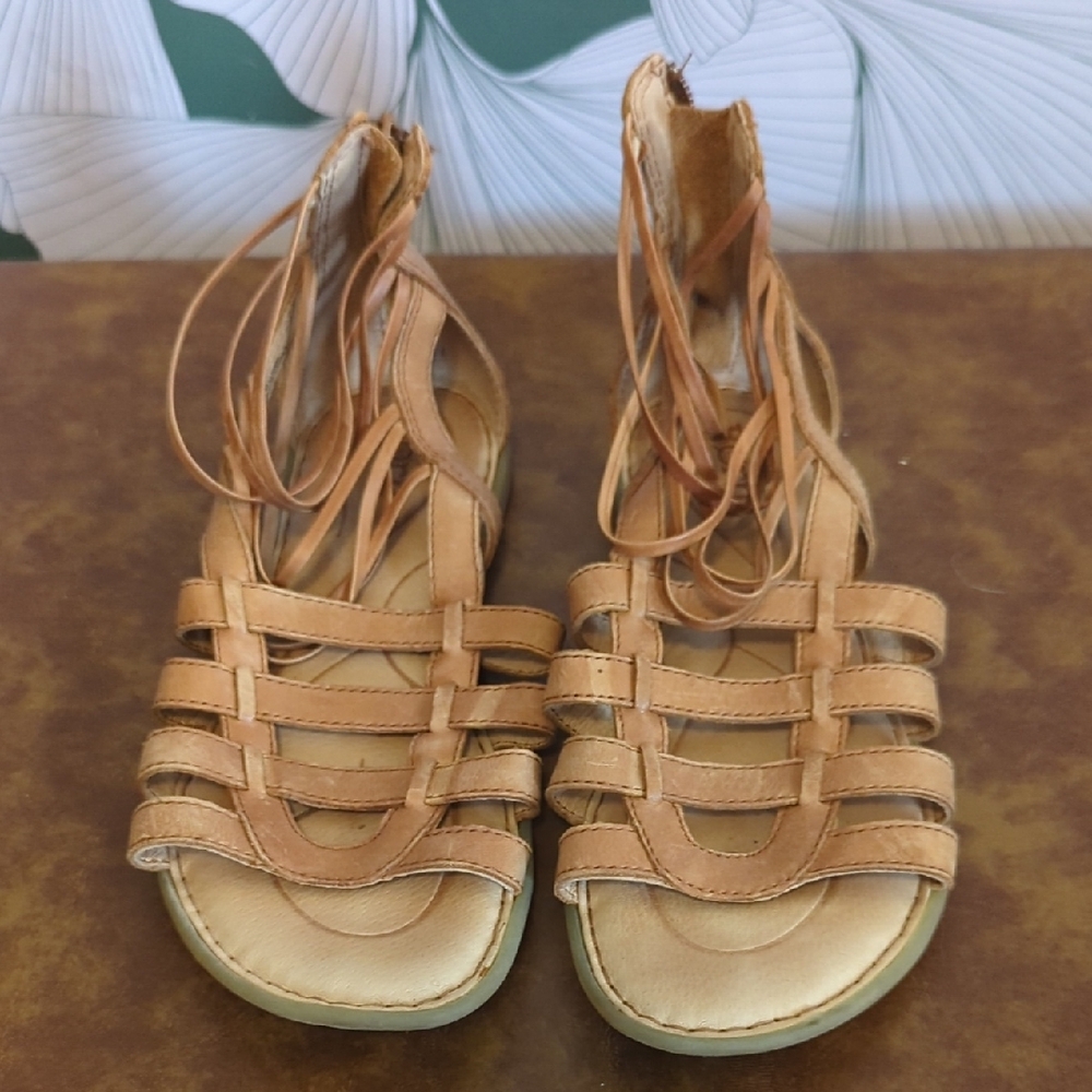 Born Tan Gladiator Sandals with Strappy Design